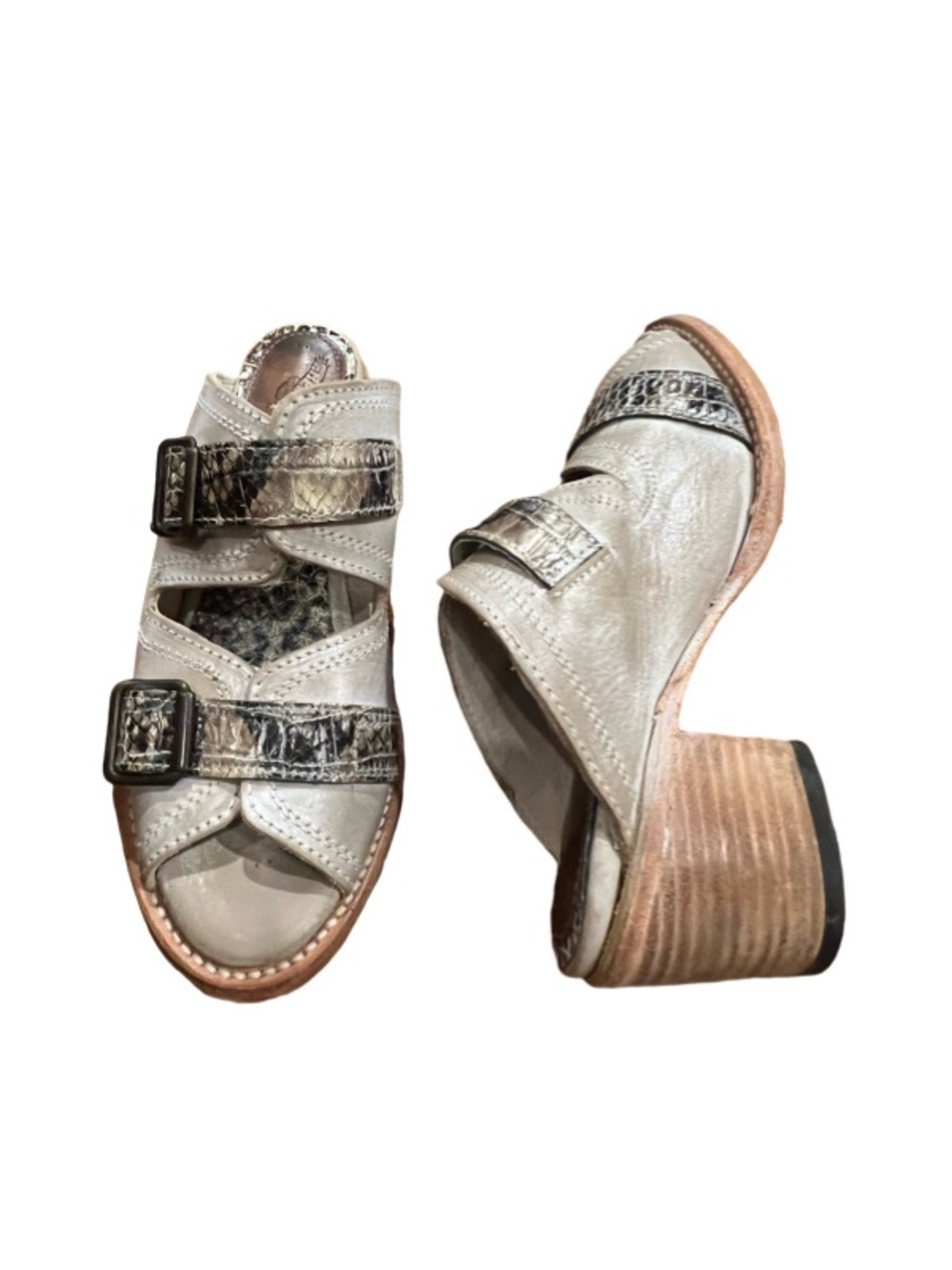 Freebird Women's Caprice Leather Buckle Block Chunky Heel Sandals